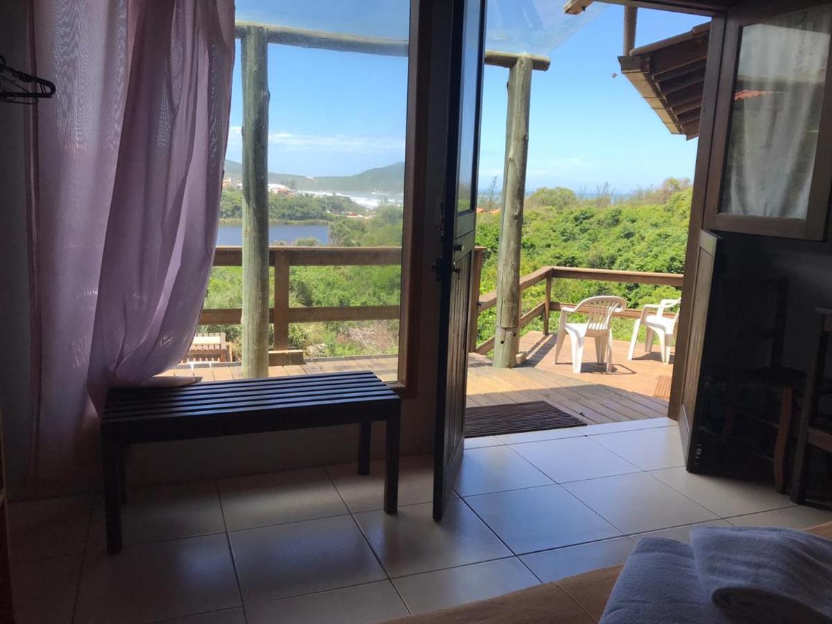 Villa California Praia do Rosa Bagian luar foto